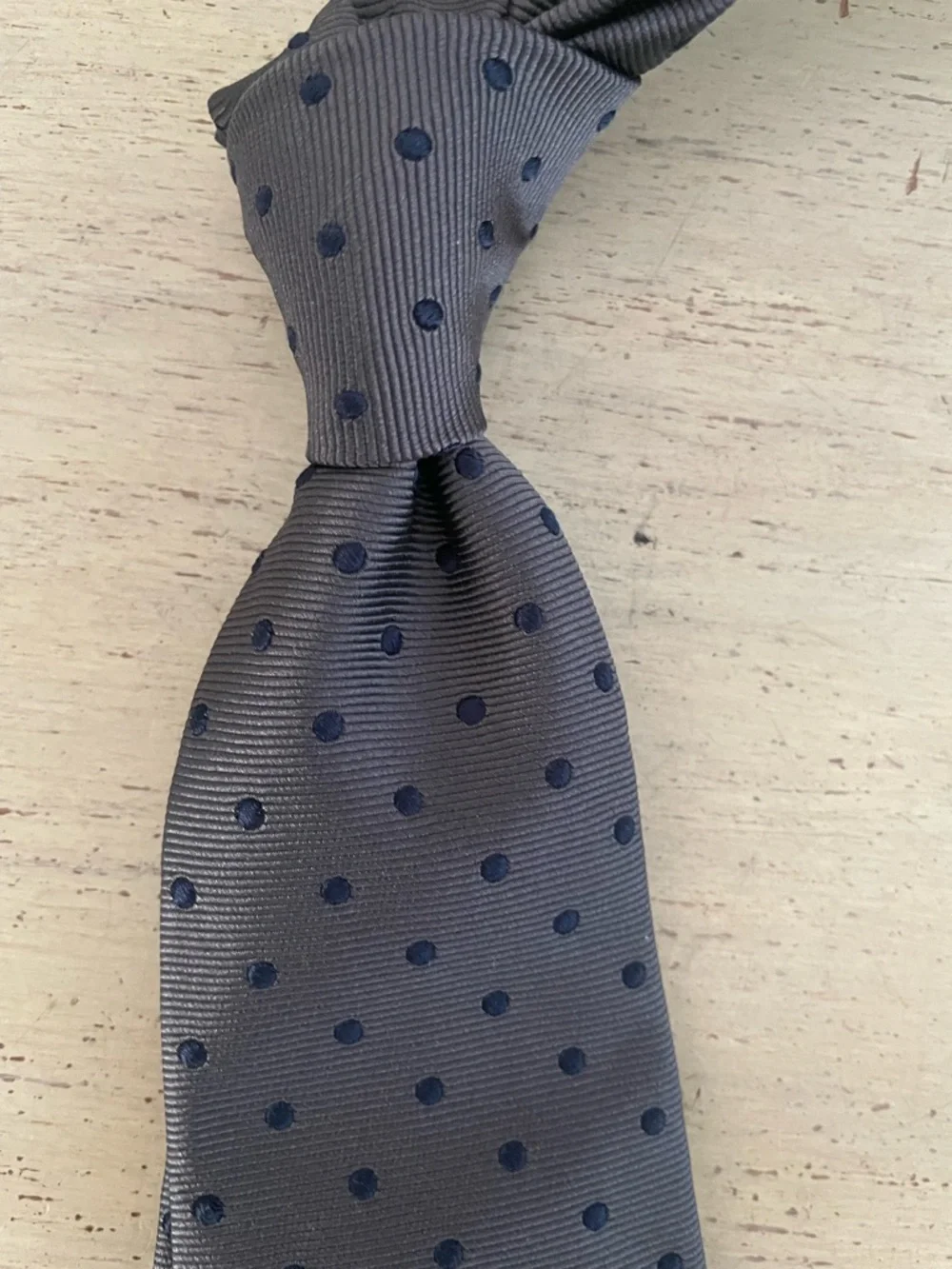J. CREW Made in USA of Italian silk repp tie in dot Gray / Navy $59.50 NWT 40161